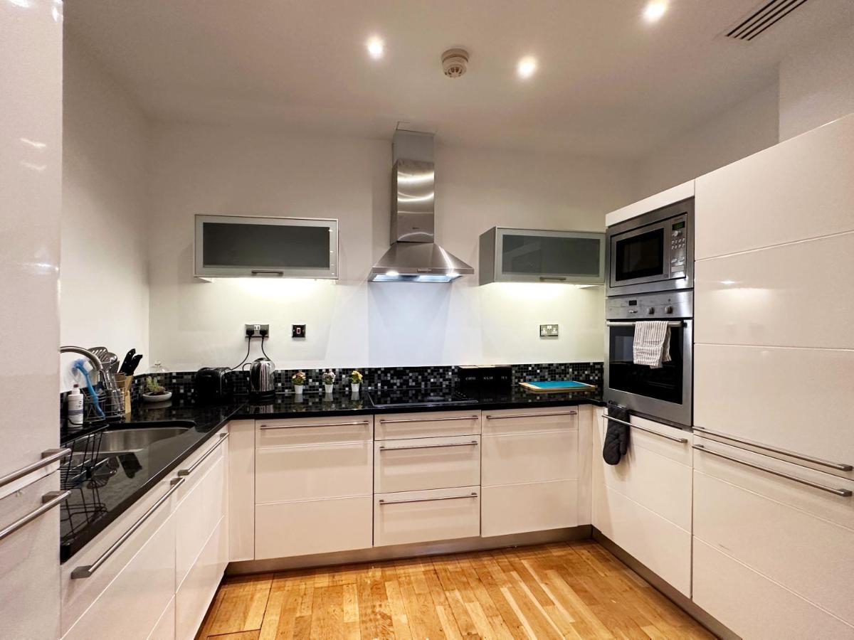 Stylish Apartment In Canary Wharf Londen Buitenkant foto